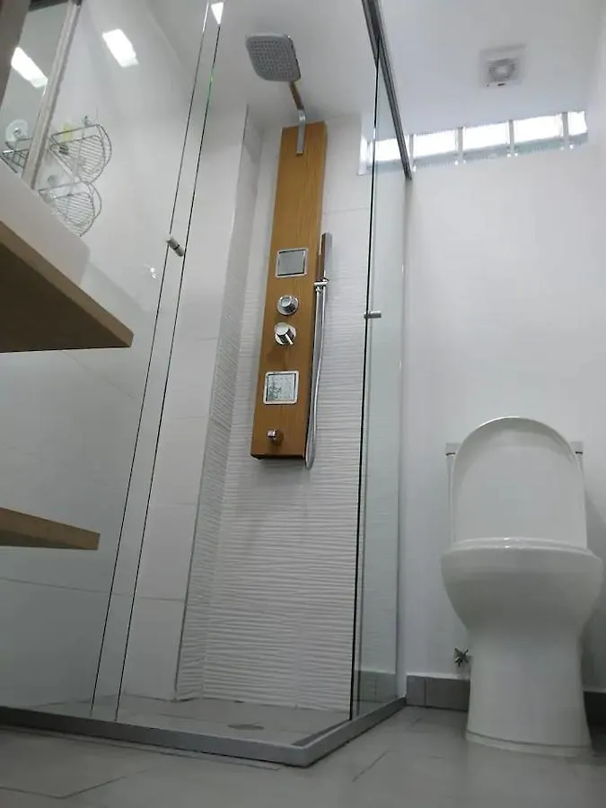 Zenia 70 Living & Suites Medellin 0*,