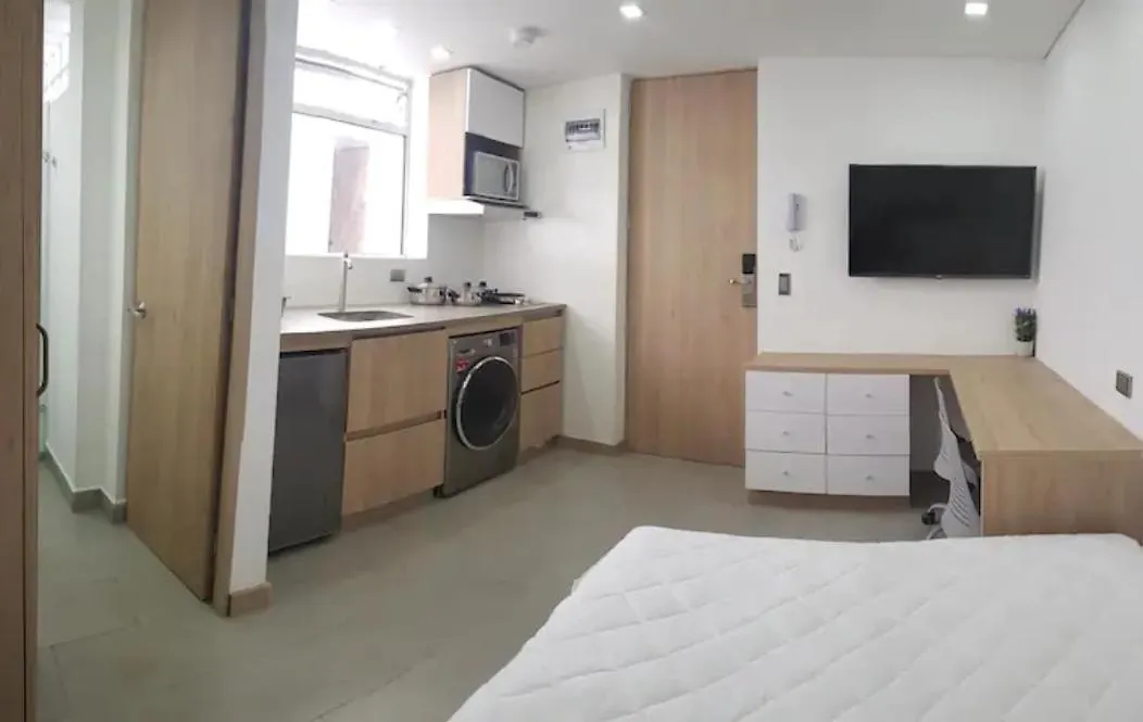 Zenia 70 Living & Suites Medellin Apartment