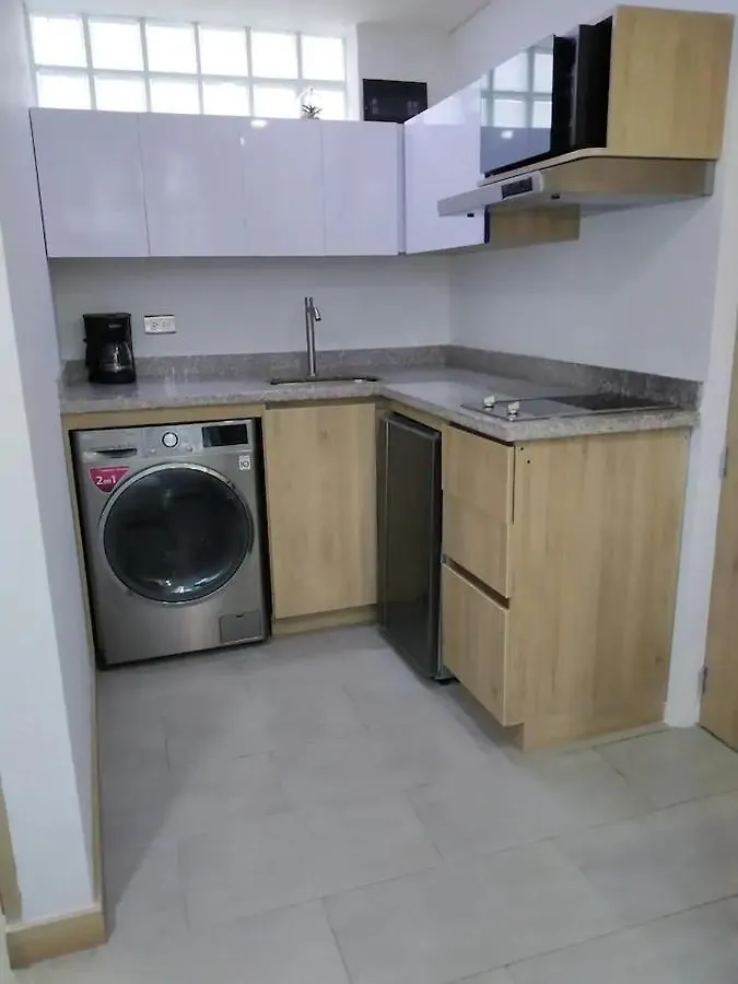 Zenia 70 Living & Suites Medellin 0*,