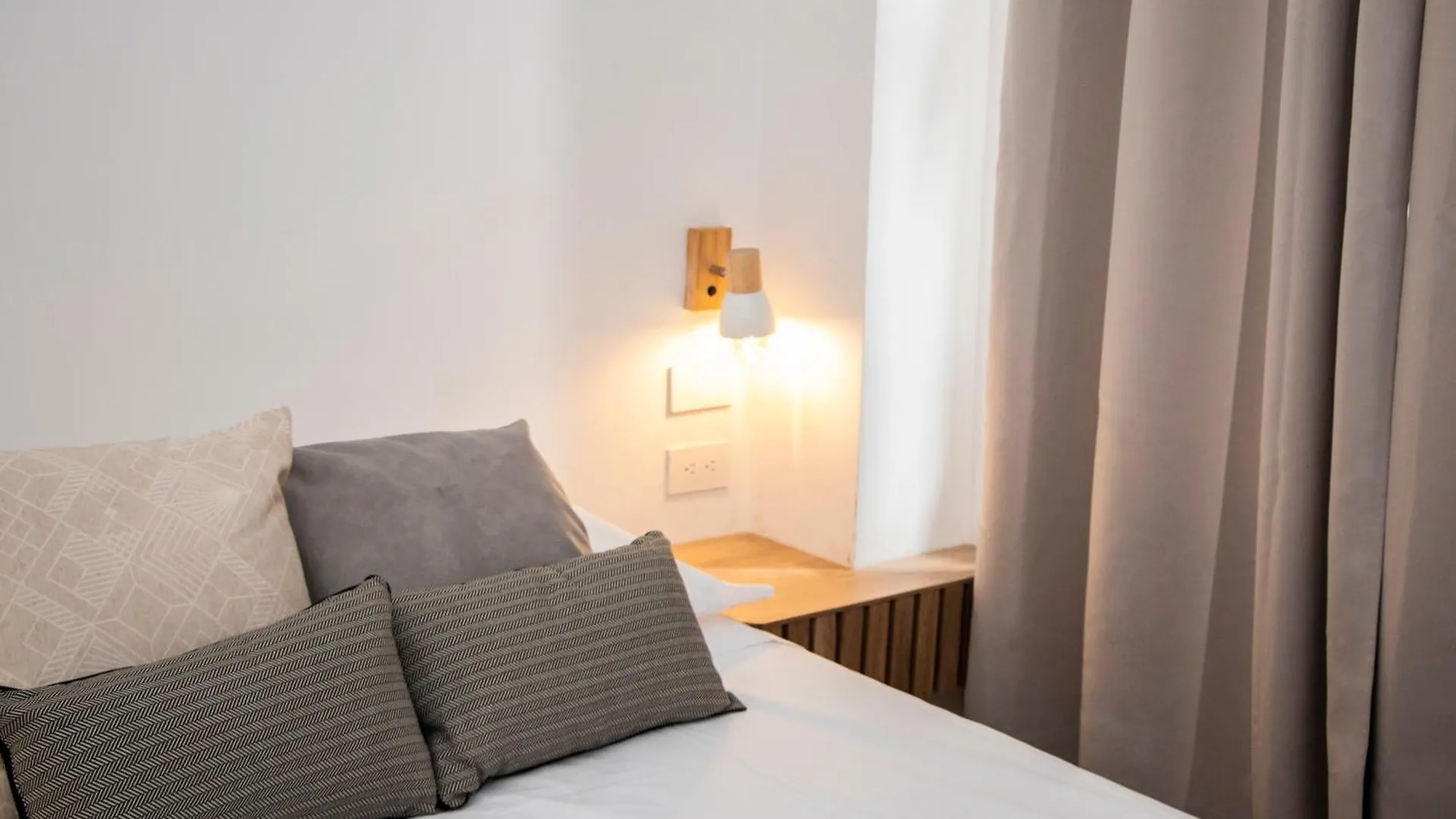 Zenia 70 Living & Suites Medellin