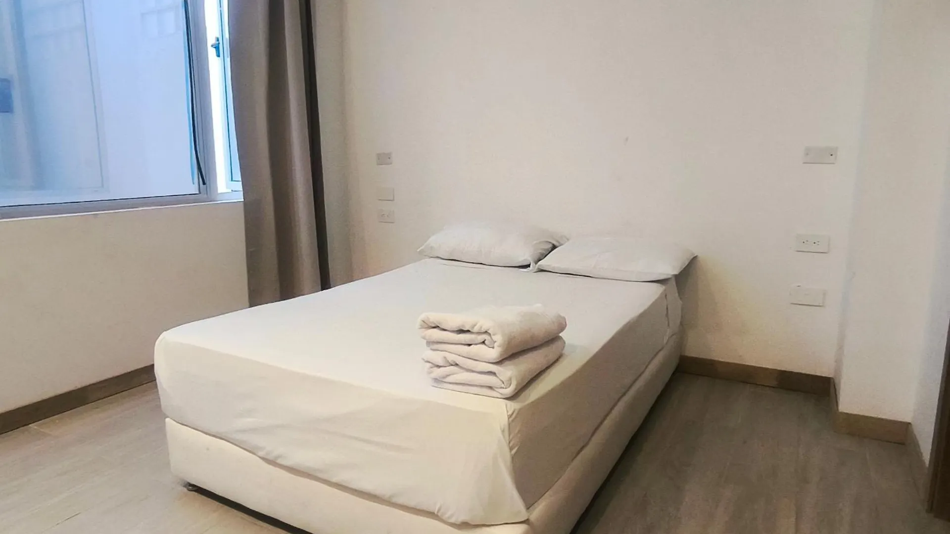 Lejlighed Zenia 70 Living & Suites Medellín
