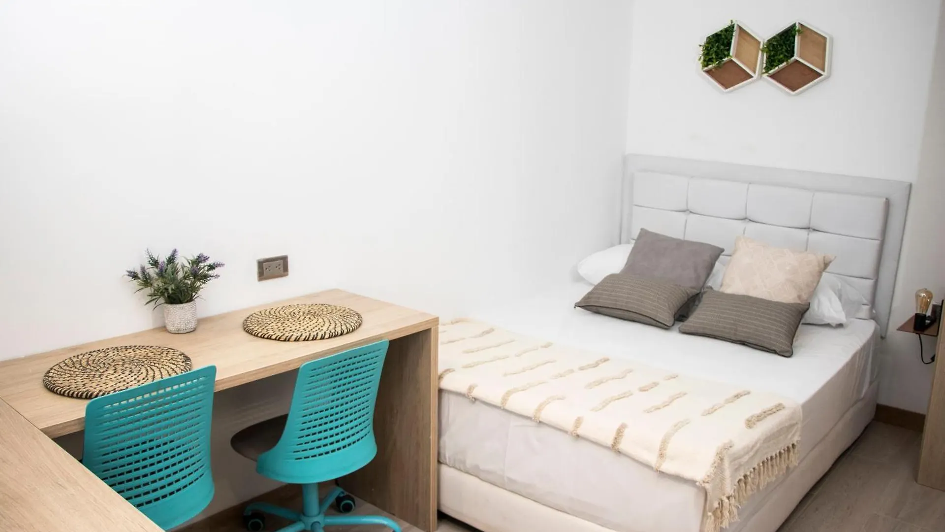 Appartement Zenia 70 Living & Suites Medellín Colombia