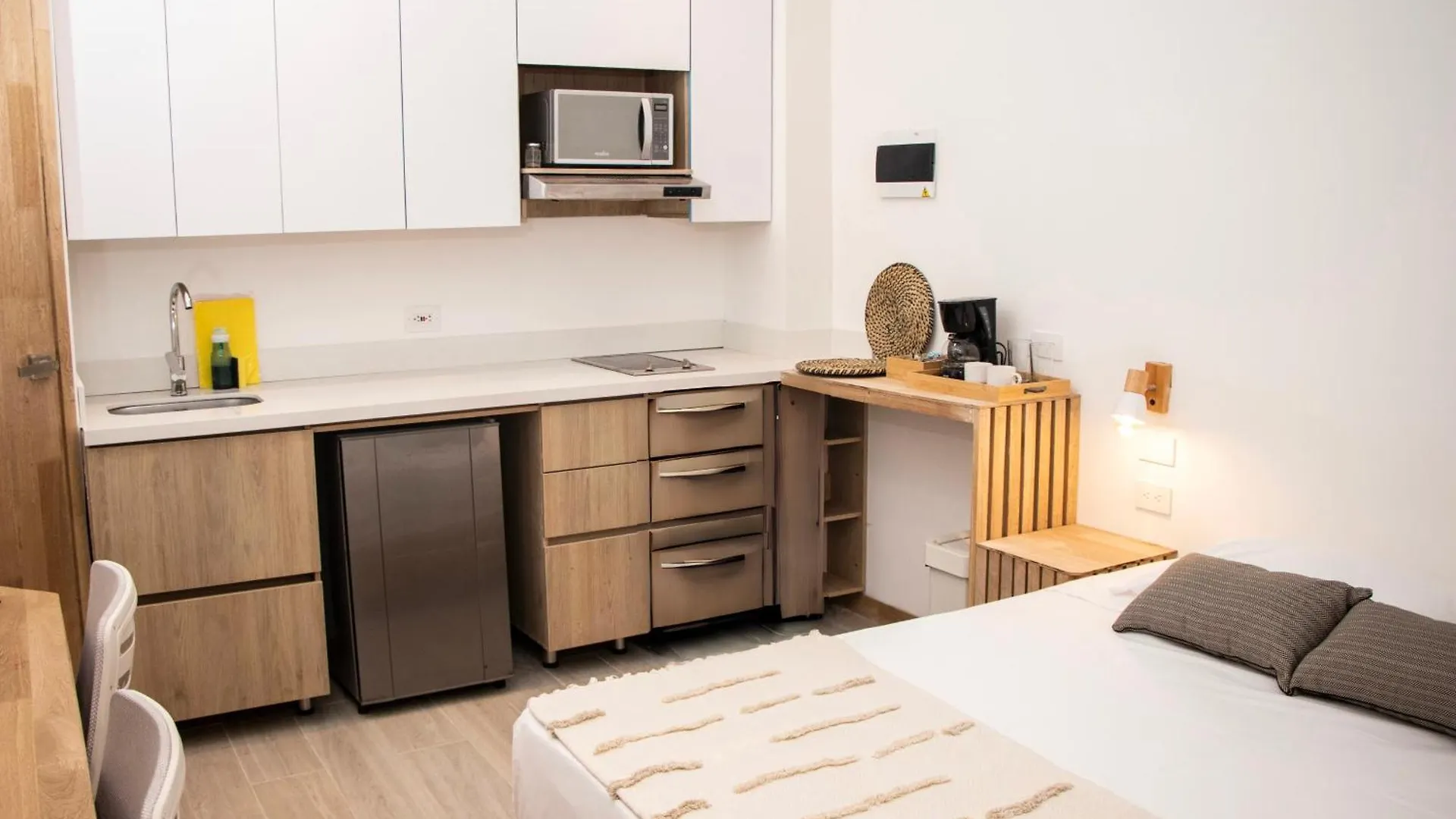 Zenia 70 Living & Suites Medellín Colombia